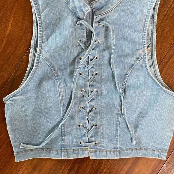 🔥3/$20🔥 Denim Blvd denim cropped vest top size XS - Picture 3 of 9